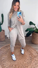 Conjunto super comfy confeccionado na lanzinha