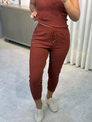 Calça De Tricô Com Barra Italiana Gabi