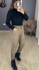 Calça sarja flanelado
